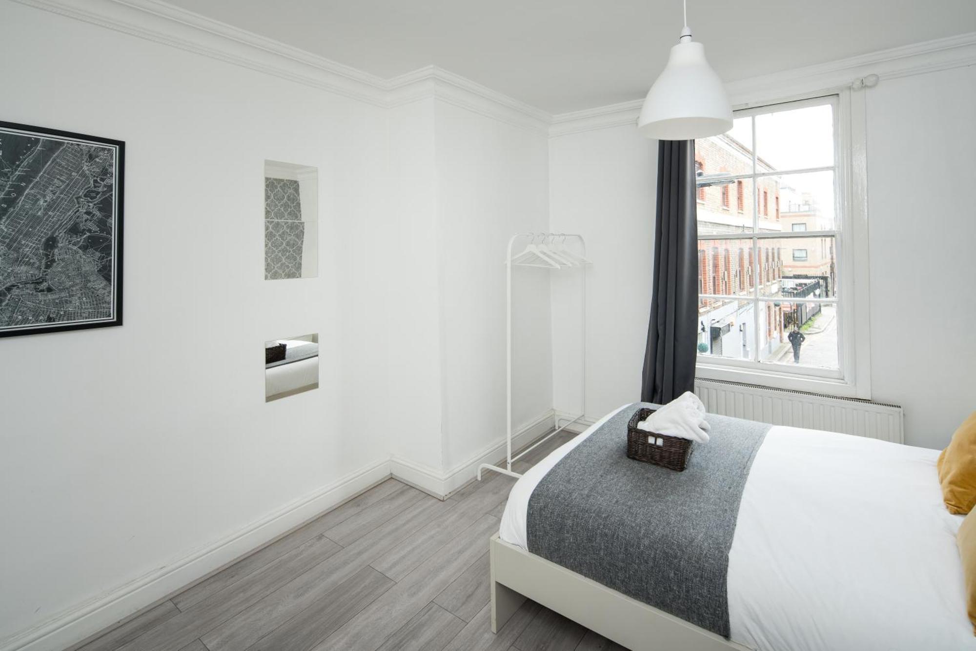 Private Double Room Shared Bathroom Near City Centre Лондон Екстериор снимка