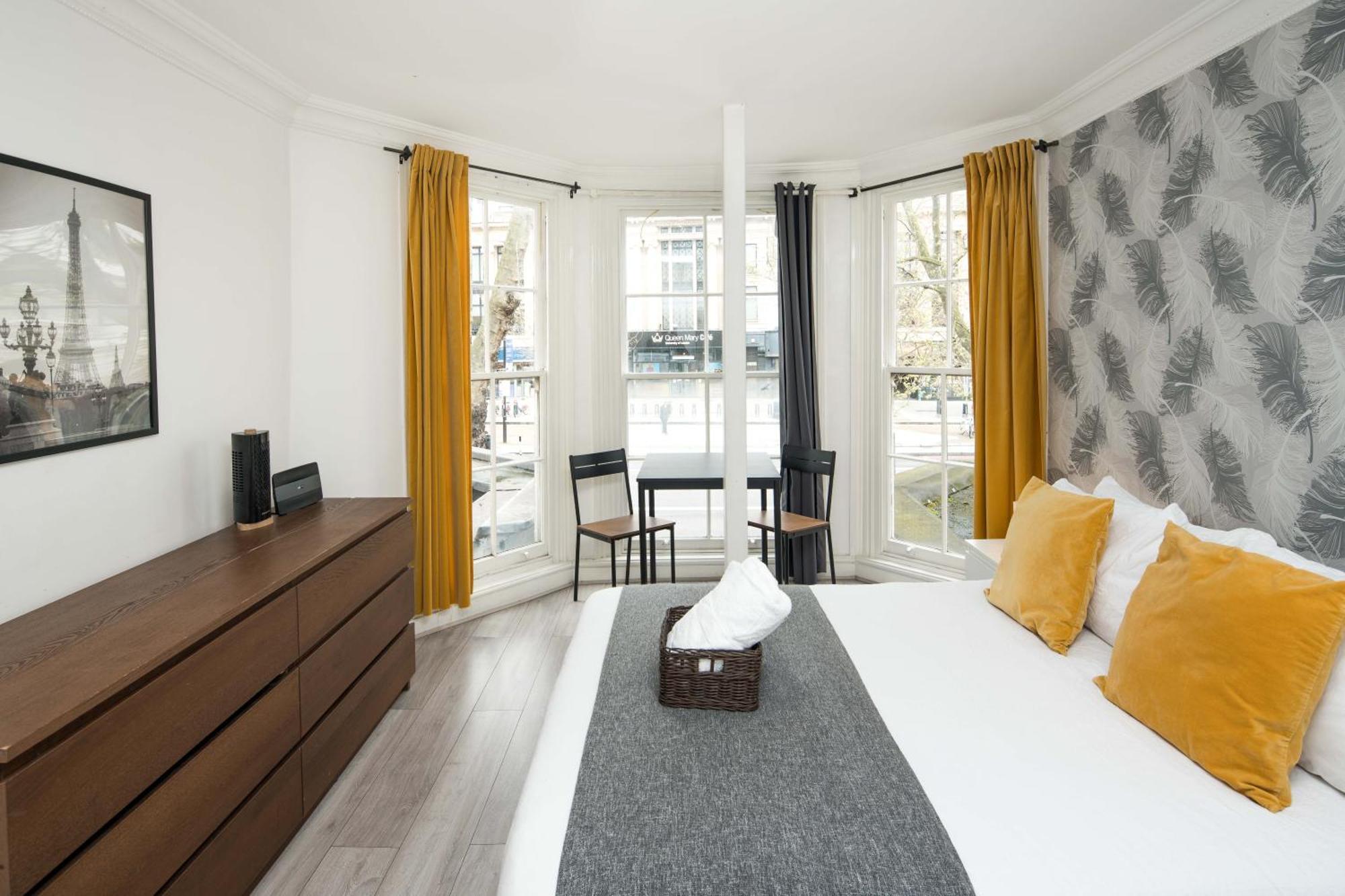 Private Double Room Shared Bathroom Near City Centre Лондон Екстериор снимка