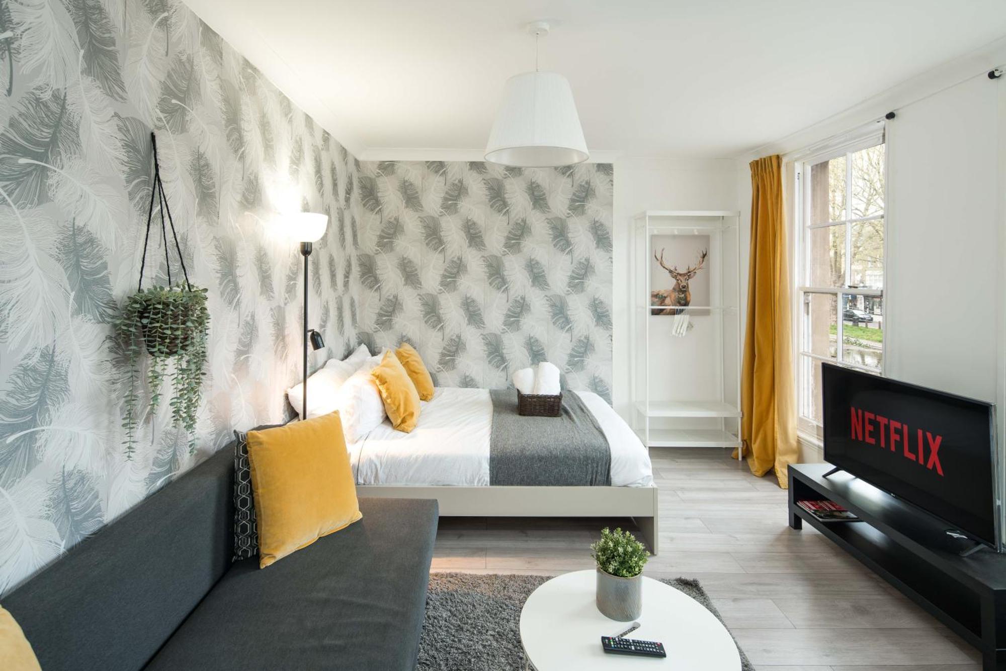 Private Double Room Shared Bathroom Near City Centre Лондон Екстериор снимка